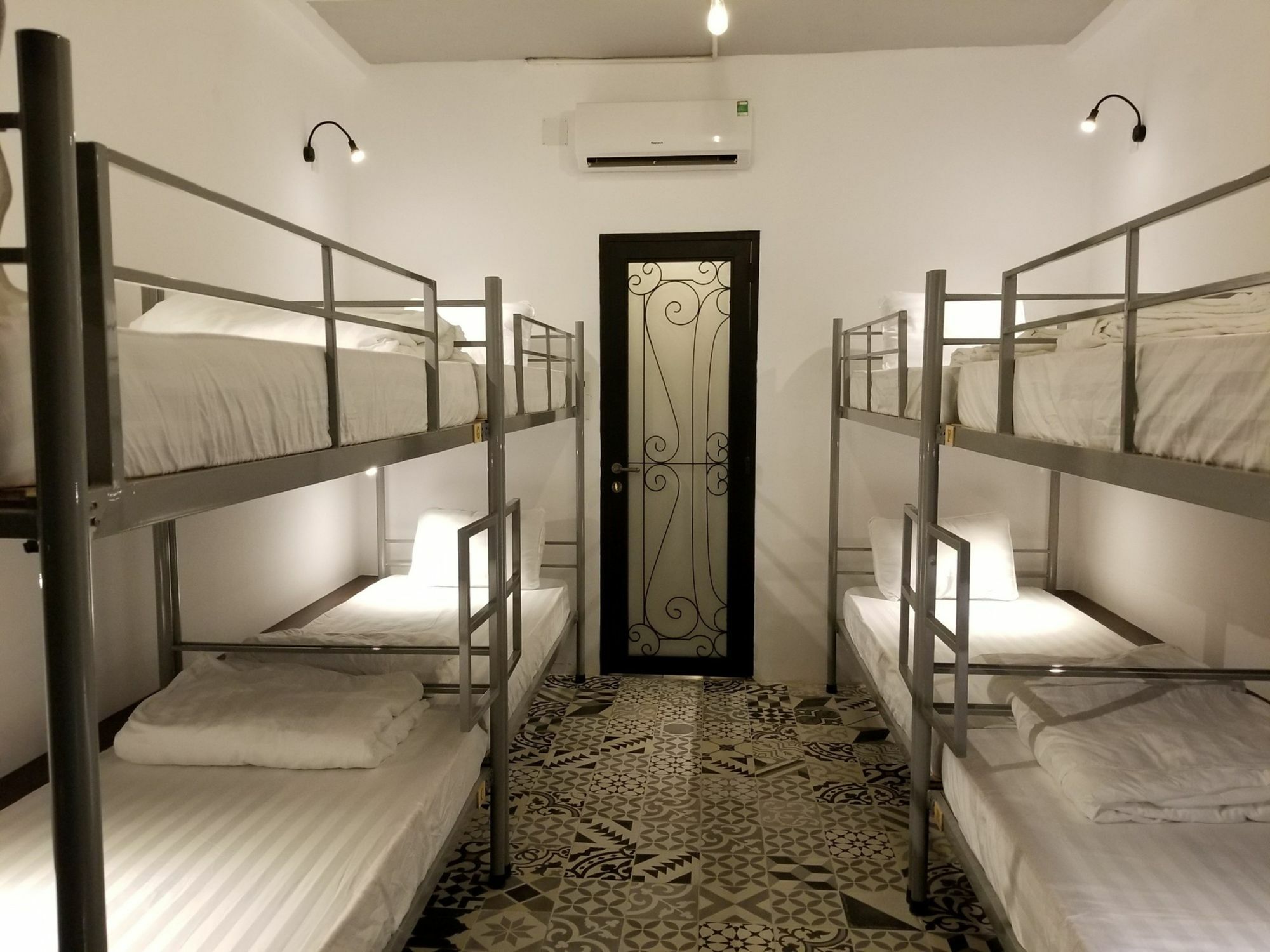 Timemark Travel Homestay & Hostel 호치민 외부 사진