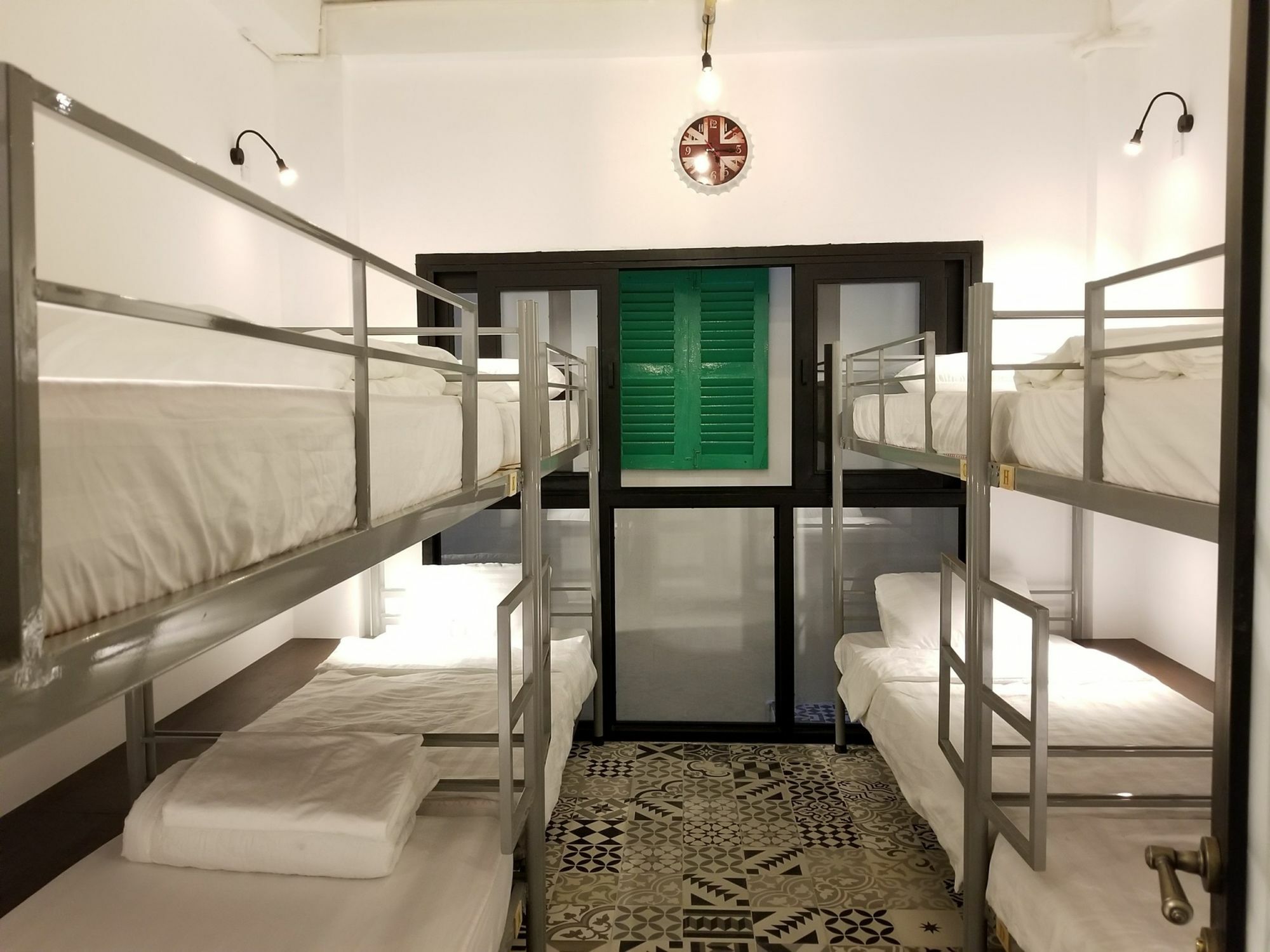 Timemark Travel Homestay & Hostel 호치민 외부 사진