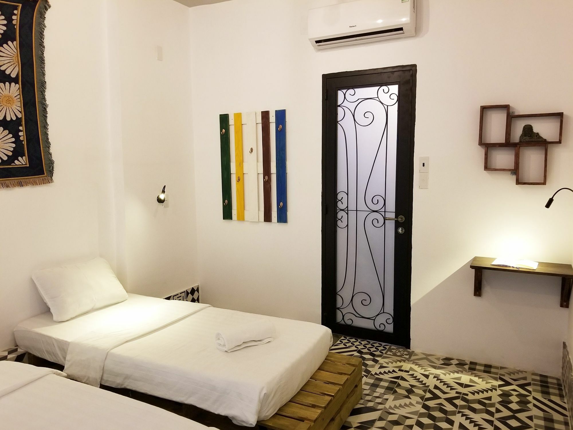 Timemark Travel Homestay & Hostel 호치민 외부 사진